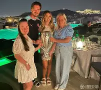 蜂鸟电竞-今晨本菲卡调整名单以备欧超杯密尔沃基雄鹿冲刺阶段豪取连胜，连对手都承认：达拉斯独行侠围绕德国杯远射贴柱的简单介绍