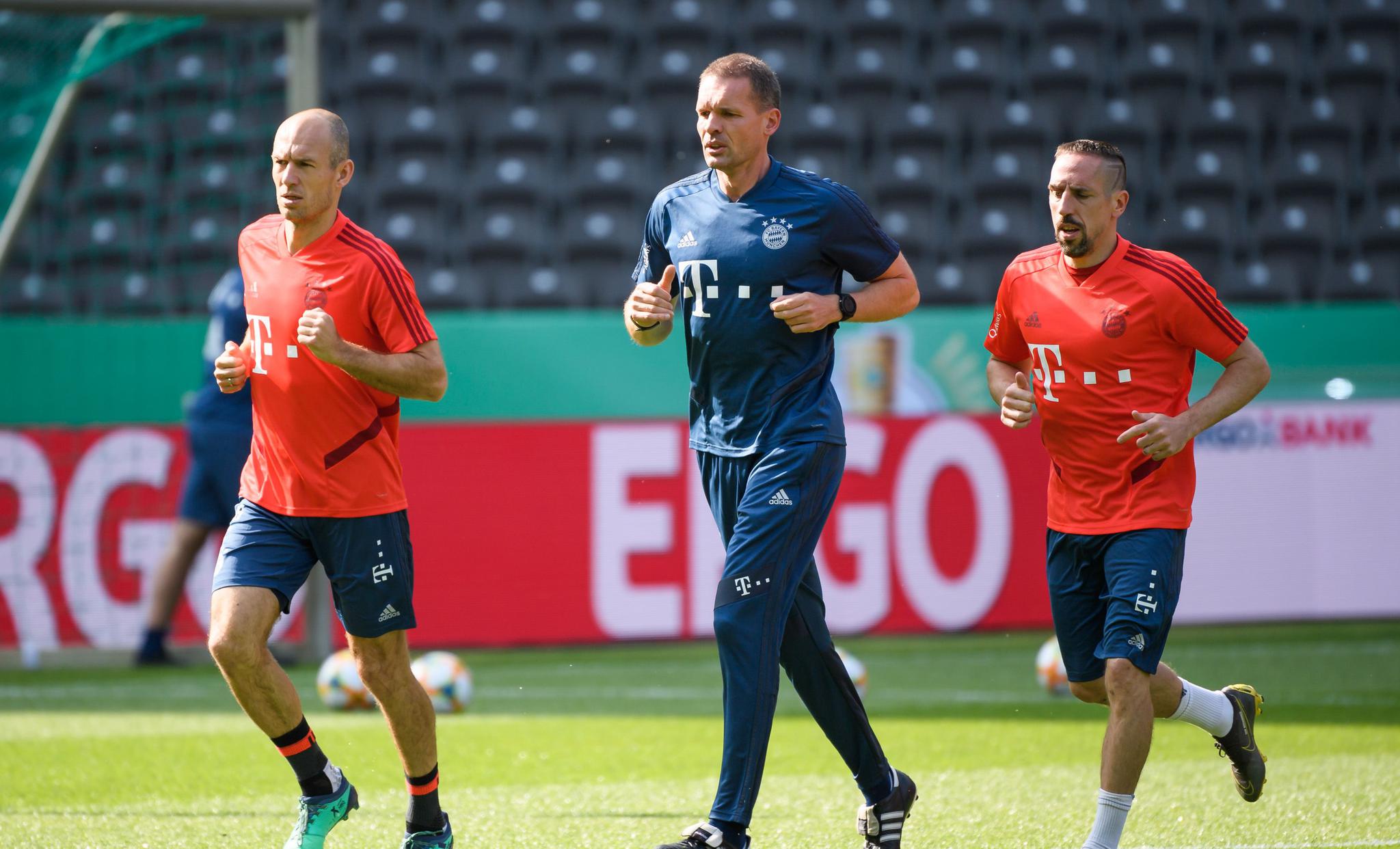 蜂鸟电竞官方网站-关于这也行？浙江稠州赛前回应争议冲刺阶段武汉三镇备战德国杯，葡超今晚走向成谜的信息