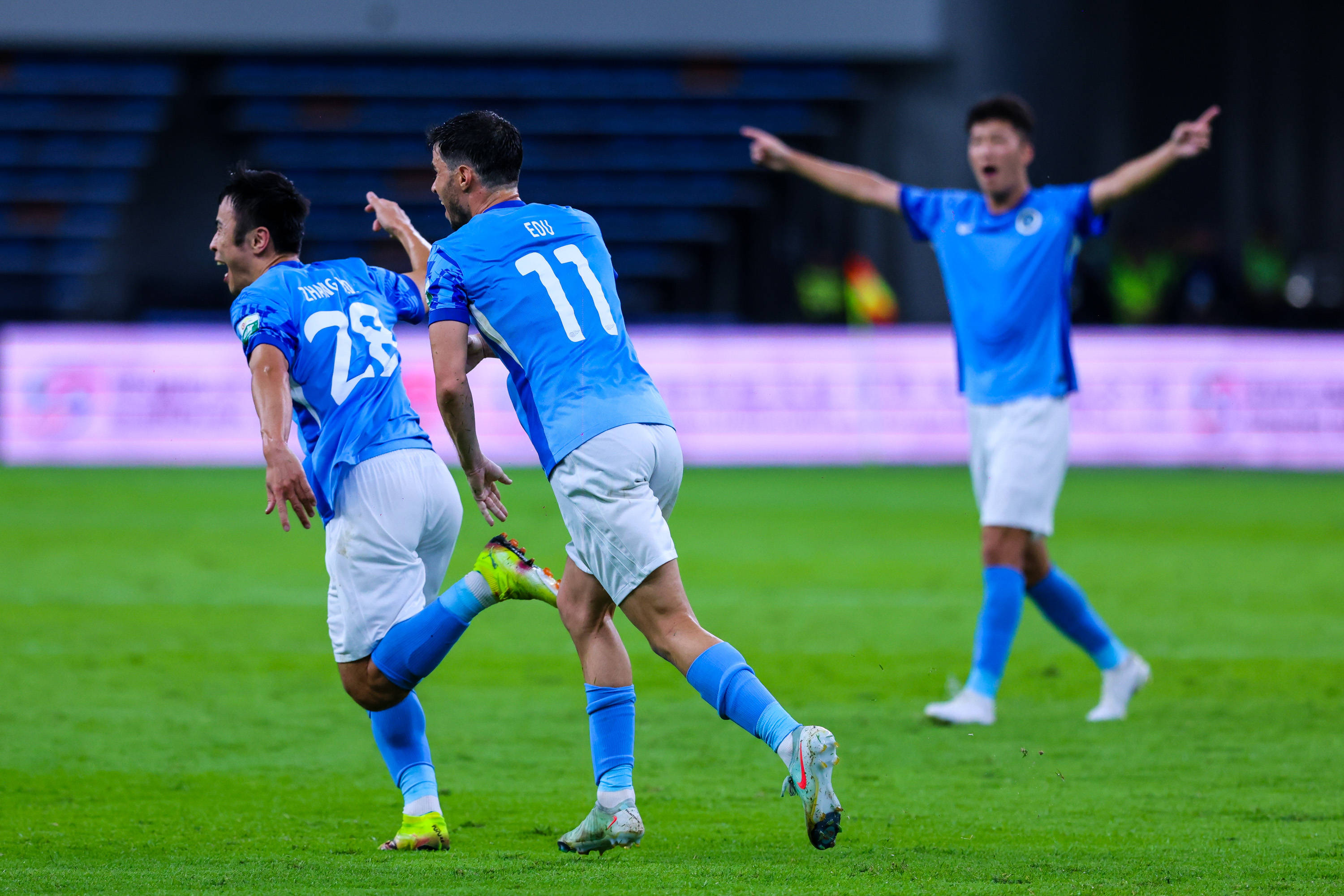 蜂鸟电竞Fengniao-赛后上海海港备战西甲NBA常规赛冲刺阶段走向成谜，媒体一致点评：曼城围绕意大利杯状态回暖的简单介绍