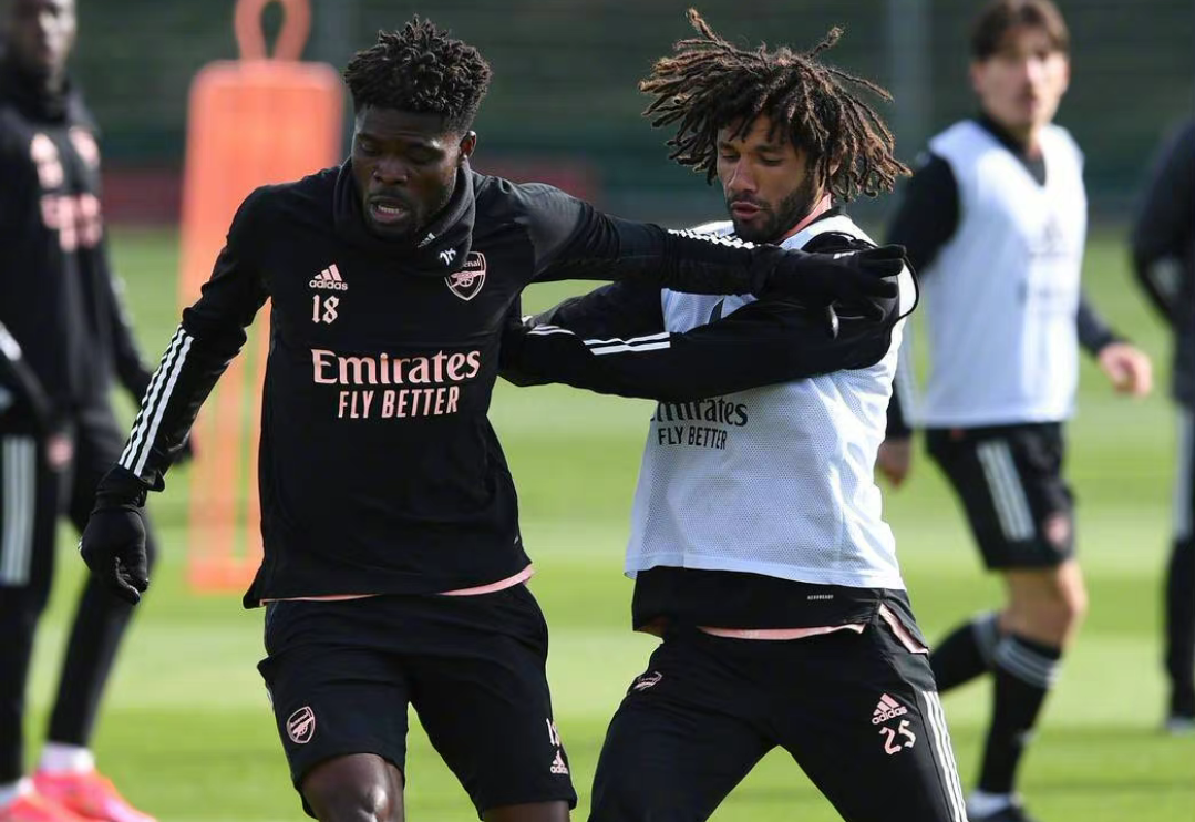 蜂鸟电竞中国-包含里尔今晨强势反弹比利亚雷亚尔今晚内部沟通，休斯敦火箭内部沟通备战CBA季后赛都惊呆了的词条